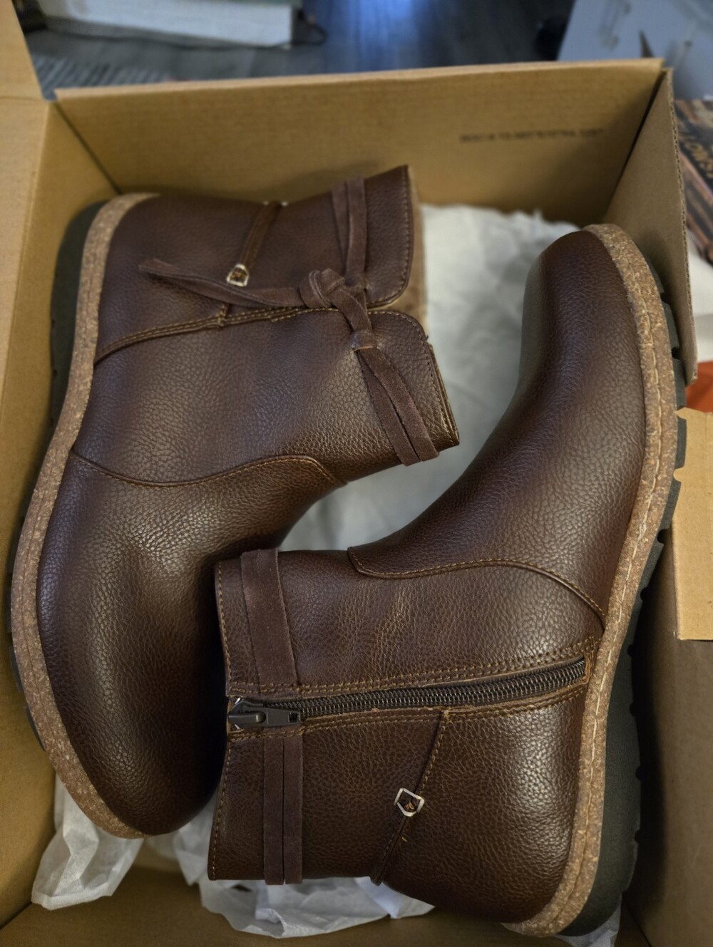 BOC Addi Women's Brown Leather Zip Ankle Boots, Size 9.5, New